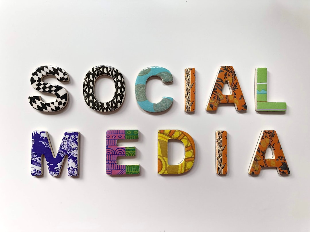 Social Proof Content Strategy: Turn Trust Signals Into Traffic